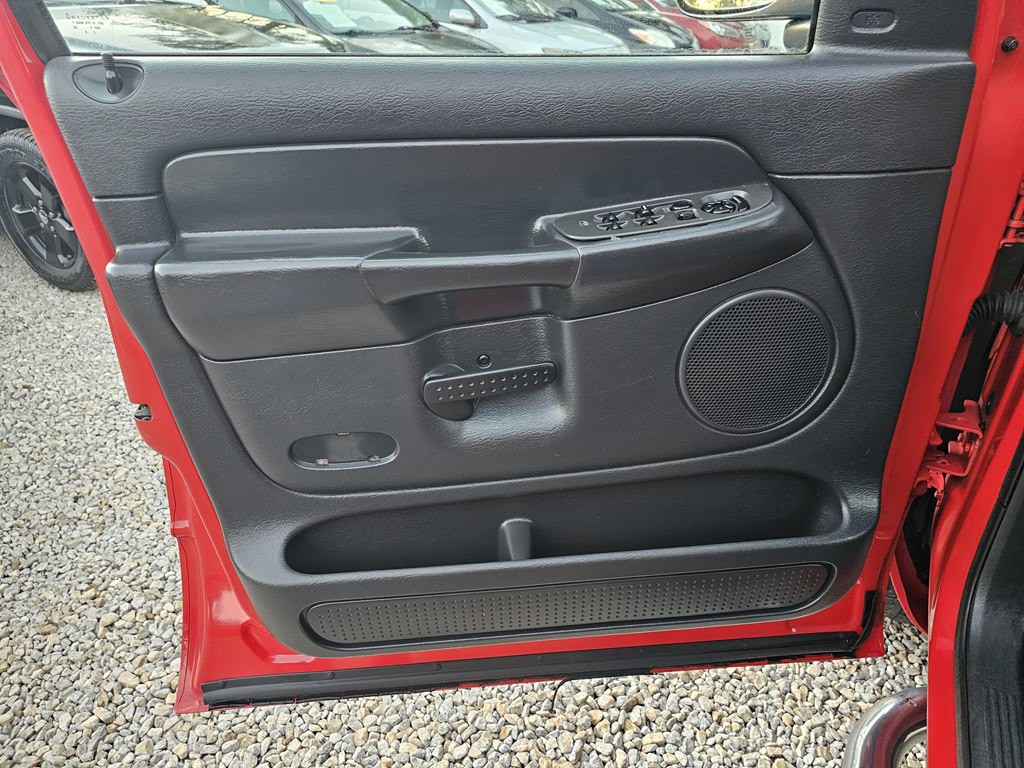 2005 Dodge Ram 1500 Image 13