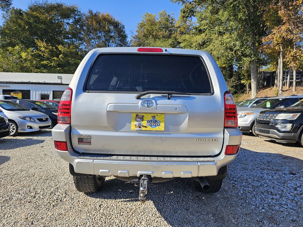 2005 Toyota 4Runner Image 10