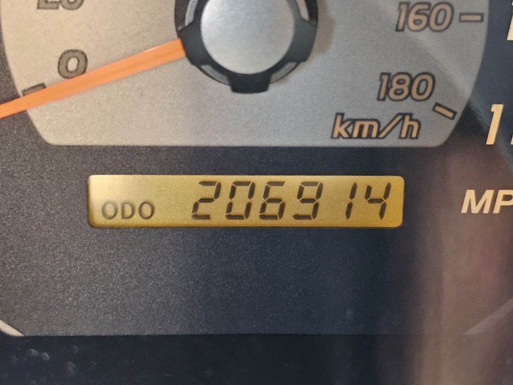 2005 Toyota 4Runner Image 23