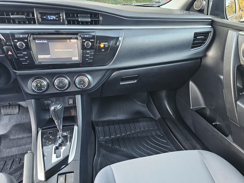 2016 Toyota Corolla Image 22