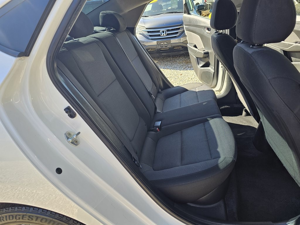 2022 Hyundai Accent Image 15