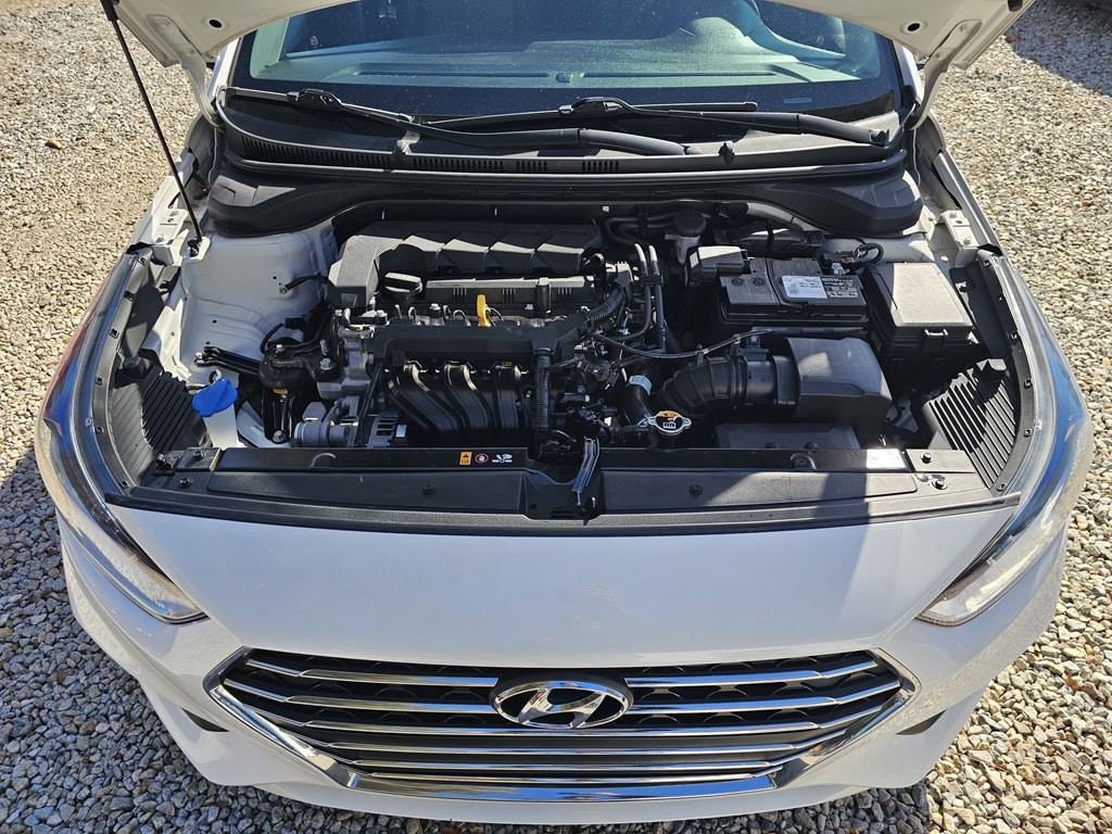 2022 Hyundai Accent Image 28