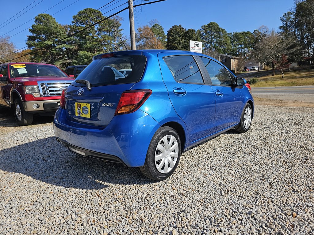 2015 Toyota Yaris Image 3
