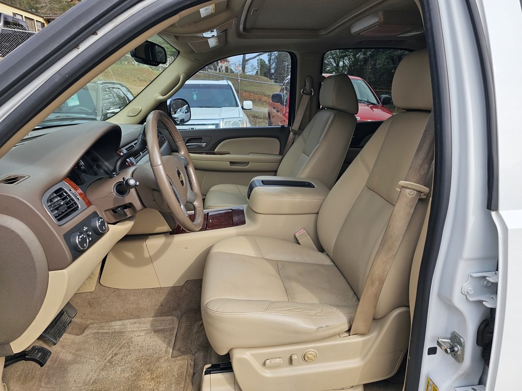 2009 Chevrolet Tahoe Image 11