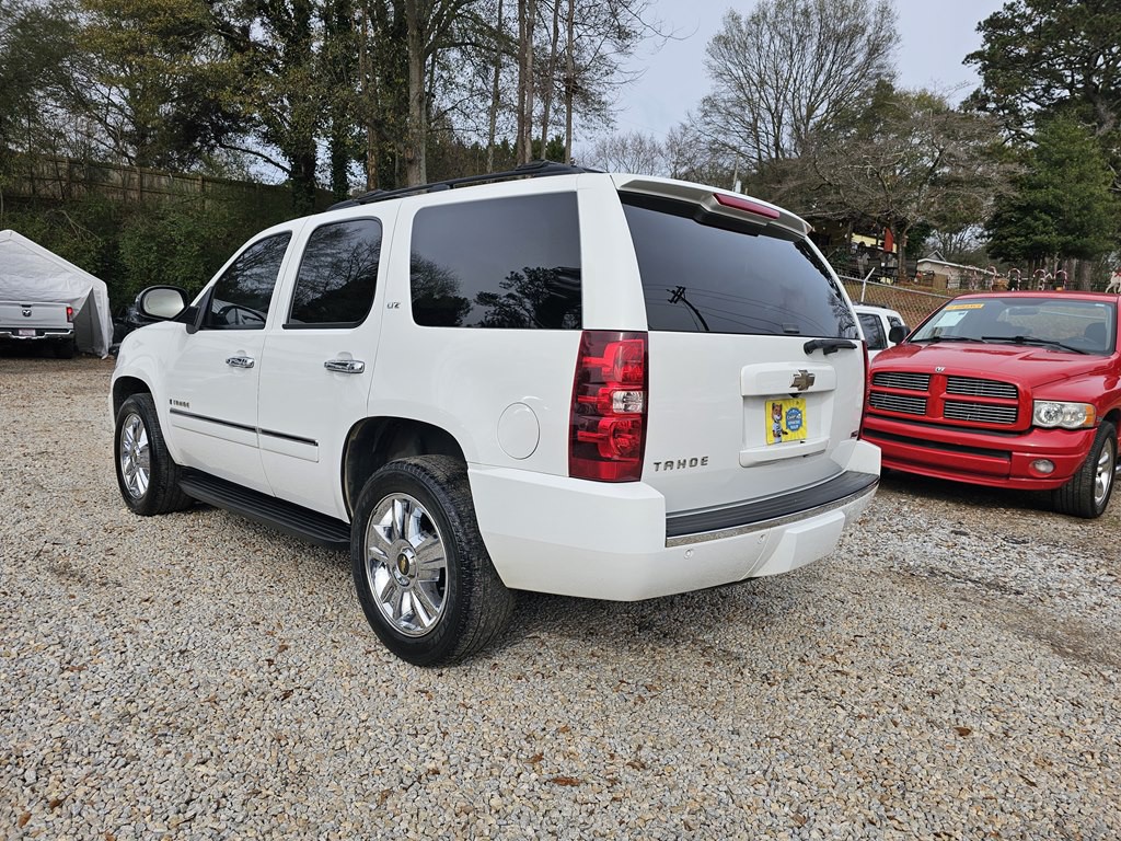 2009 Chevrolet Tahoe Image 3