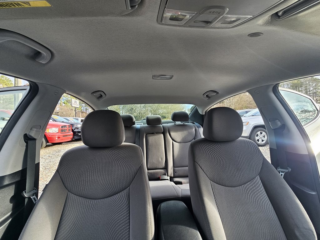 2016 Hyundai Elantra Image 21