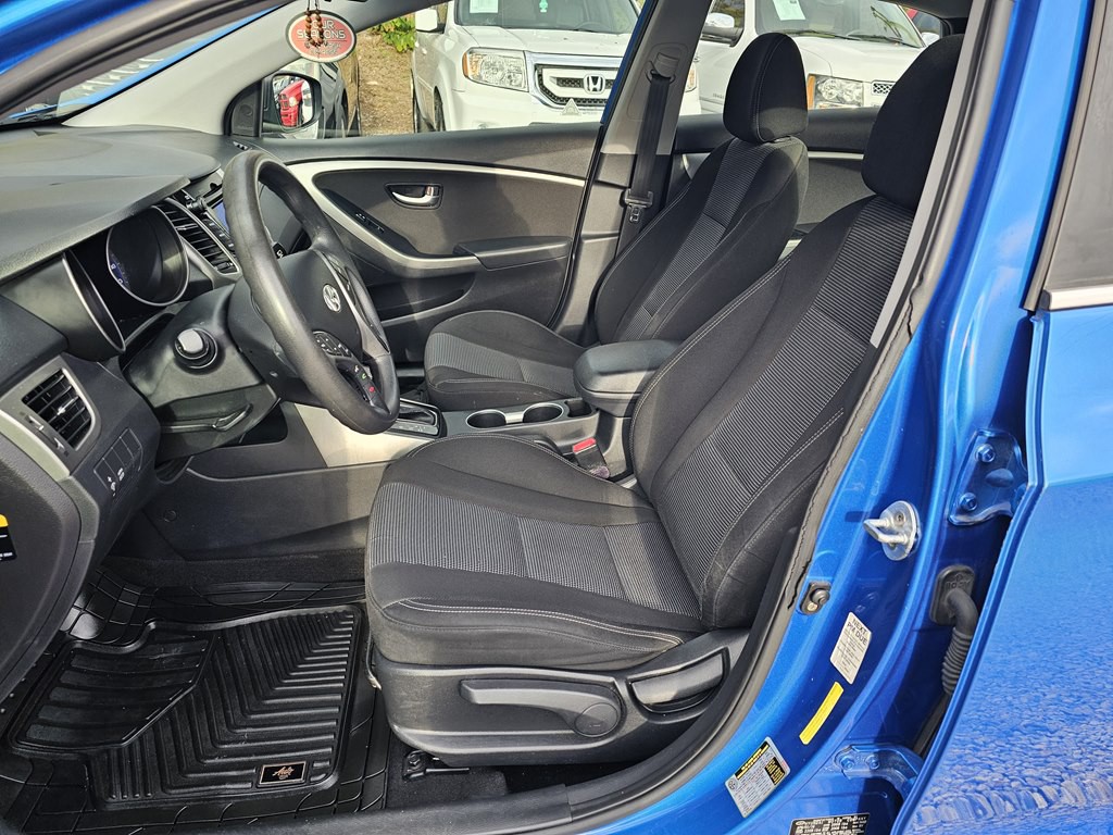 2017 Hyundai Elantra Image 11