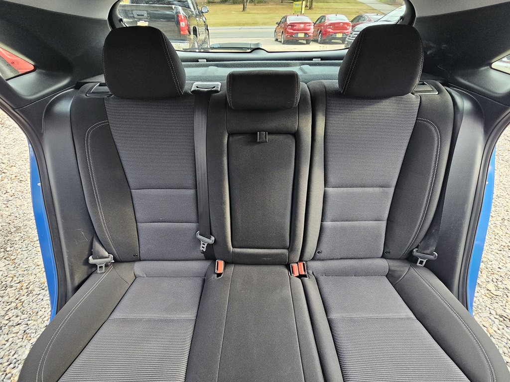 2017 Hyundai Elantra Image 20