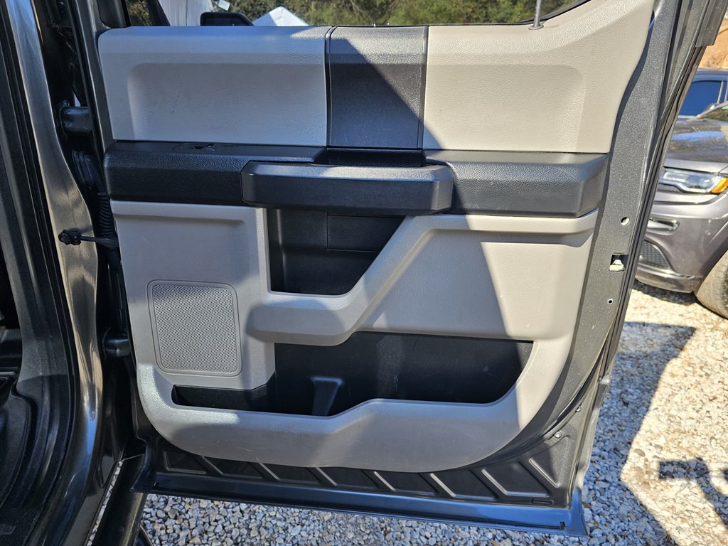 2016 Ford F-150 Image 17