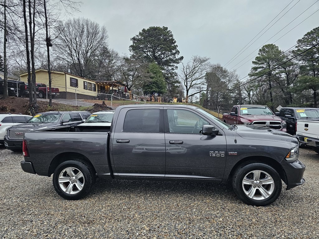 2016 RAM 1500 Image 7