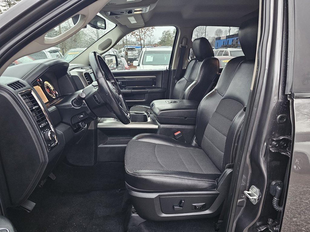 2016 RAM 1500 Image 12