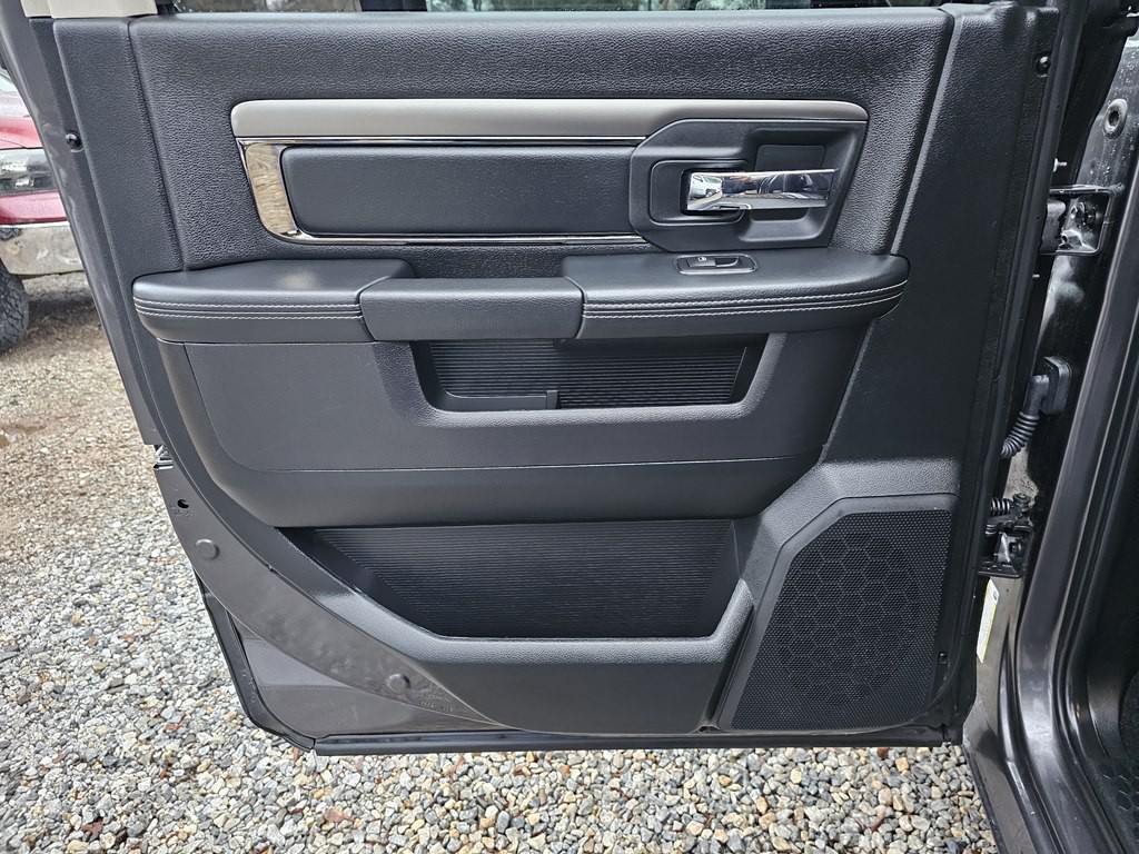 2016 RAM 1500 Image 15