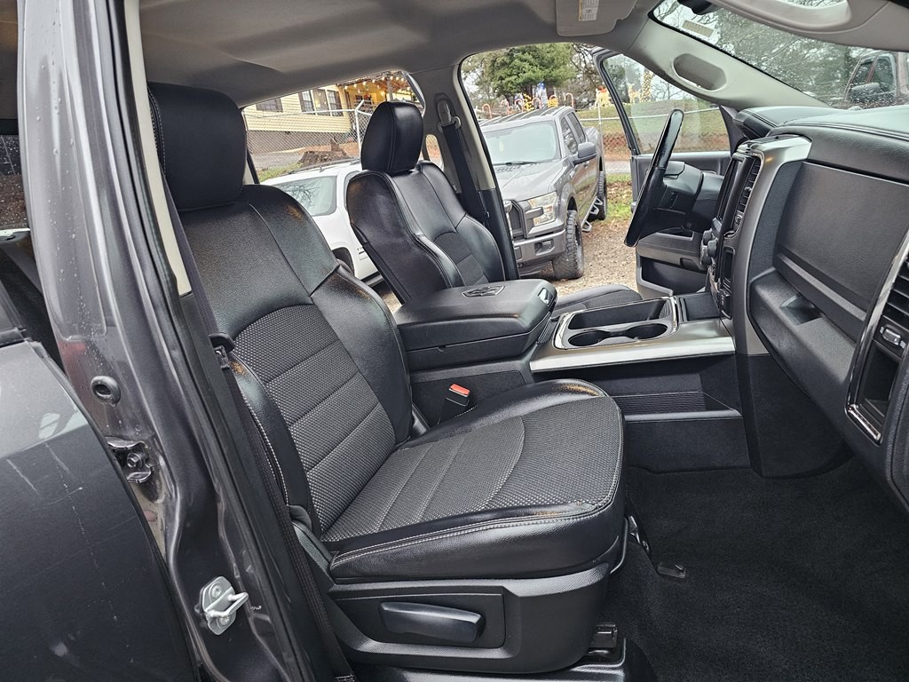 2016 RAM 1500 Image 18