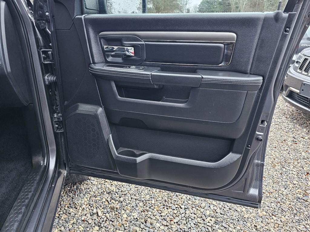 2016 RAM 1500 Image 19