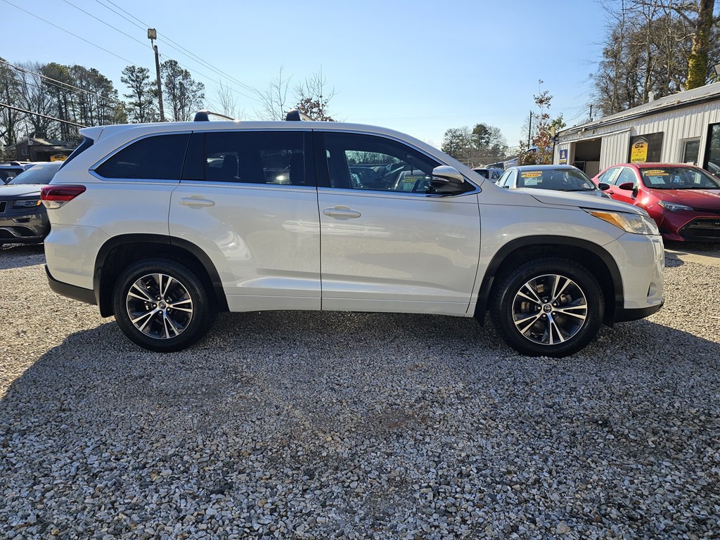 2018 Toyota Highlander Image 7