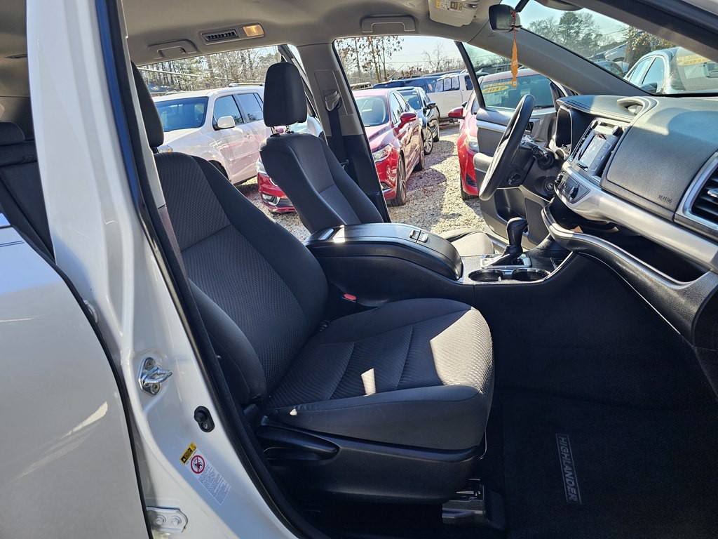 2018 Toyota Highlander Image 18