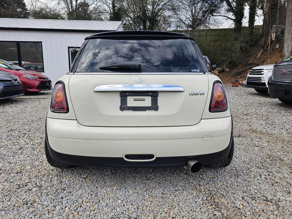 2007 MINI Cooper Image 10