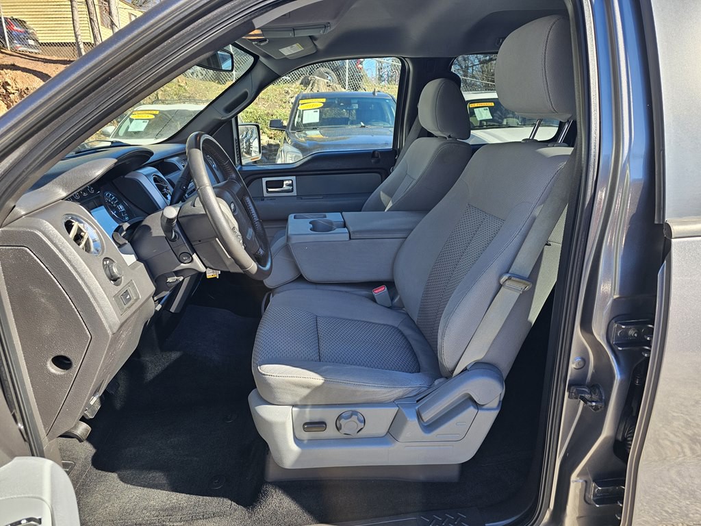 2011 Ford F-150 Image 12