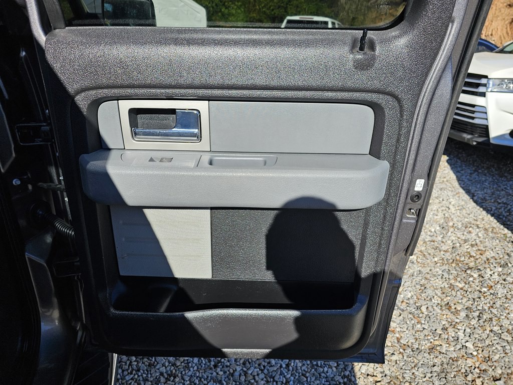 2011 Ford F-150 Image 17