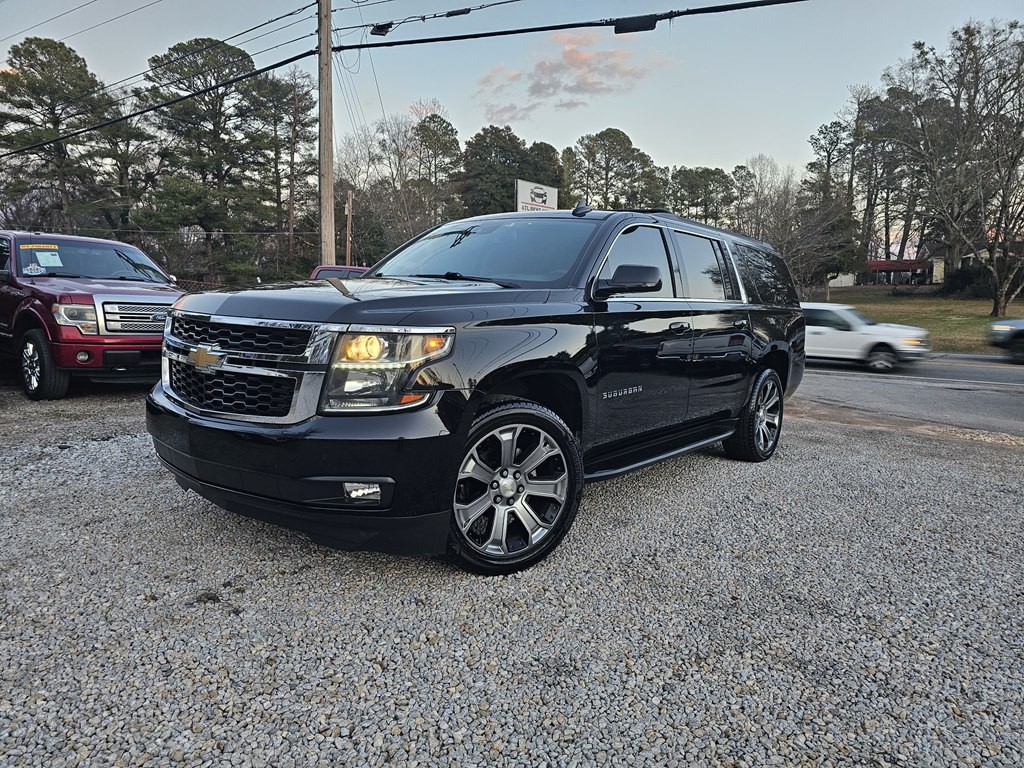 2018 Chevrolet Suburban Image 1