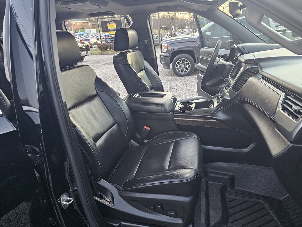 2018 Chevrolet Suburban Image 18