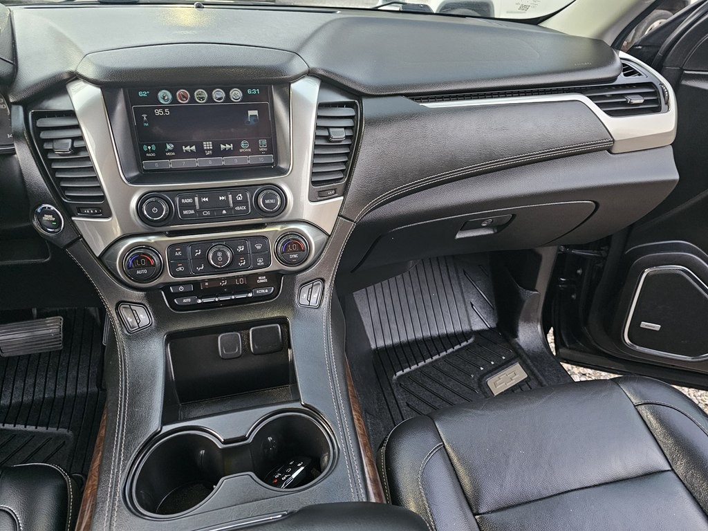2018 Chevrolet Suburban Image 24