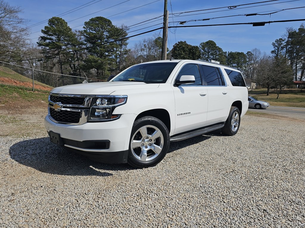2015 Chevrolet Suburban Image 1