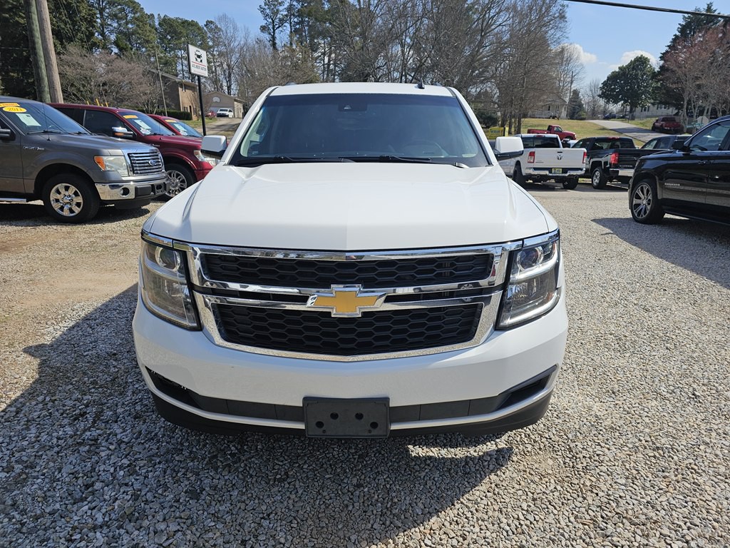 2015 Chevrolet Suburban Image 4