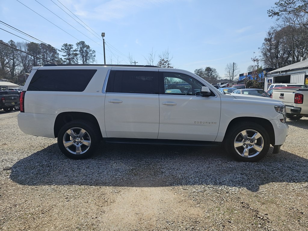 2015 Chevrolet Suburban Image 7