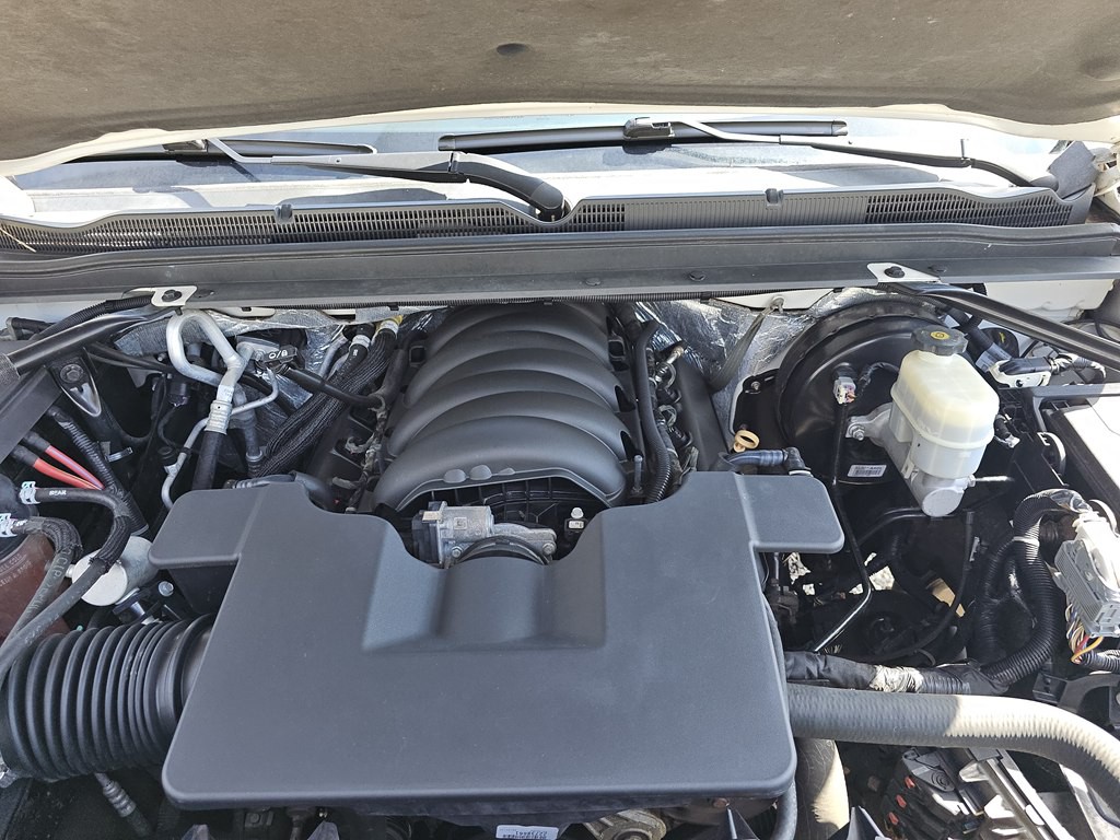 2015 Chevrolet Suburban Image 29