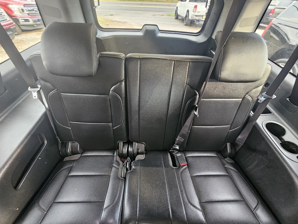 2019 Chevrolet Suburban Image 17