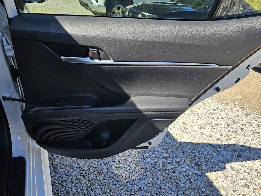 2023 Toyota Camry Image 16