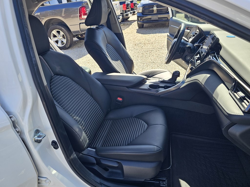 2023 Toyota Camry Image 17
