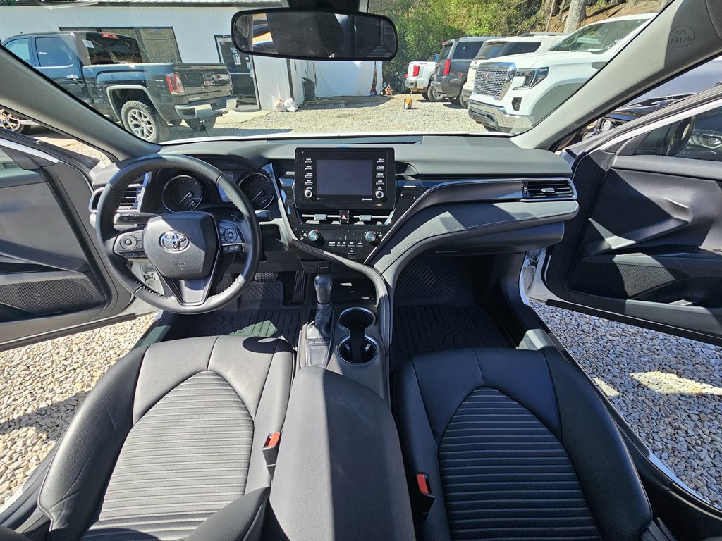 2023 Toyota Camry Image 19