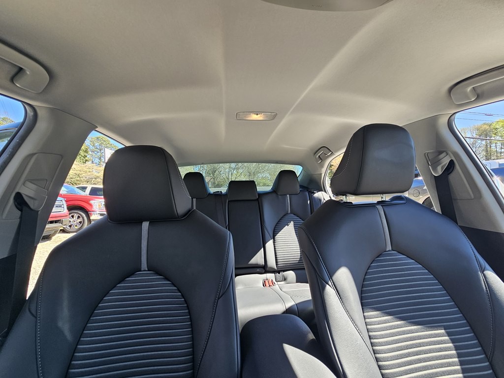 2023 Toyota Camry Image 21