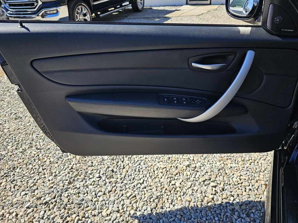 2013 BMW 1 Series Image 17