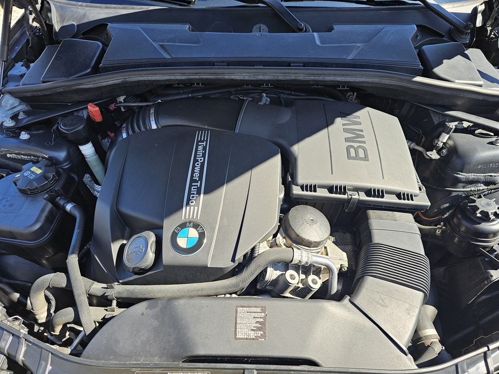 2013 BMW 1 Series Image 25