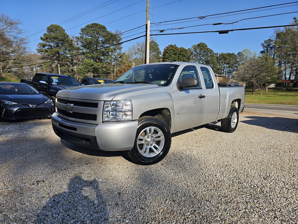 2011 Chevrolet Silverado 1500 Image 1