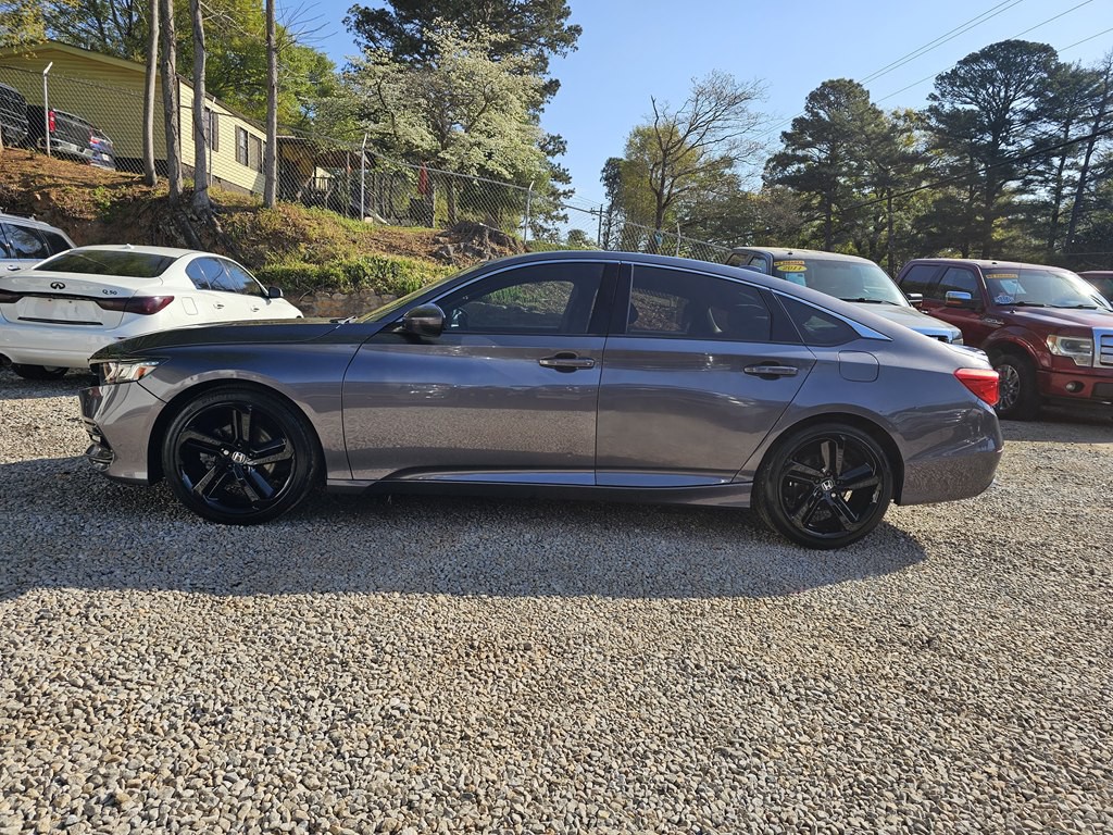 2019 Honda Accord Image 2