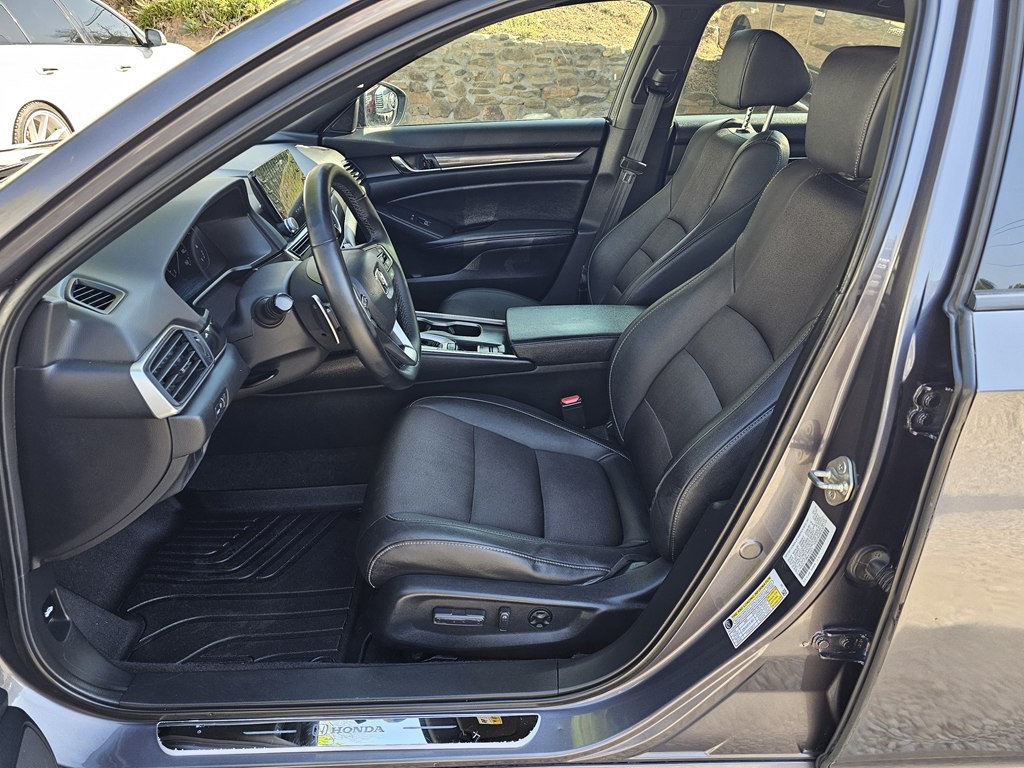 2019 Honda Accord Image 11