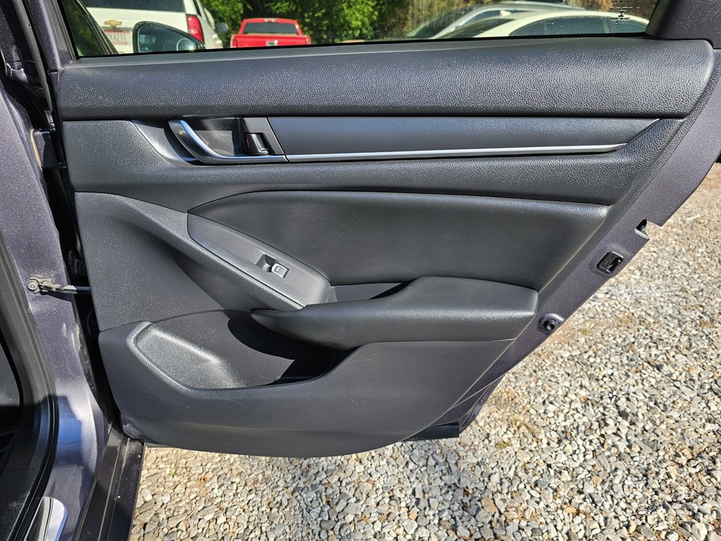 2019 Honda Accord Image 16