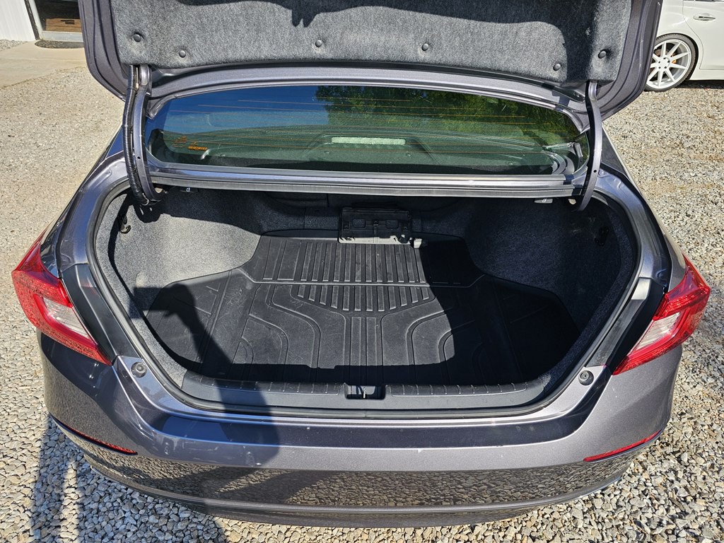 2019 Honda Accord Image 25
