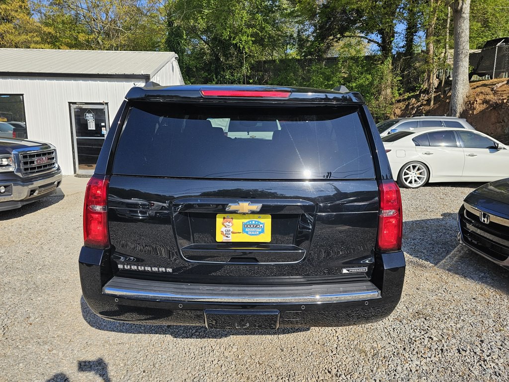 2017 Chevrolet Suburban Image 9