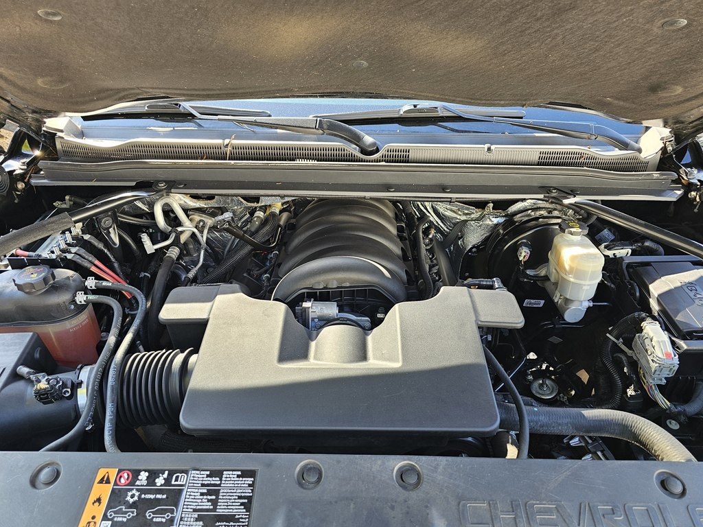 2017 Chevrolet Suburban Image 28