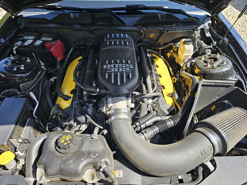 2012 Ford Mustang Image 22