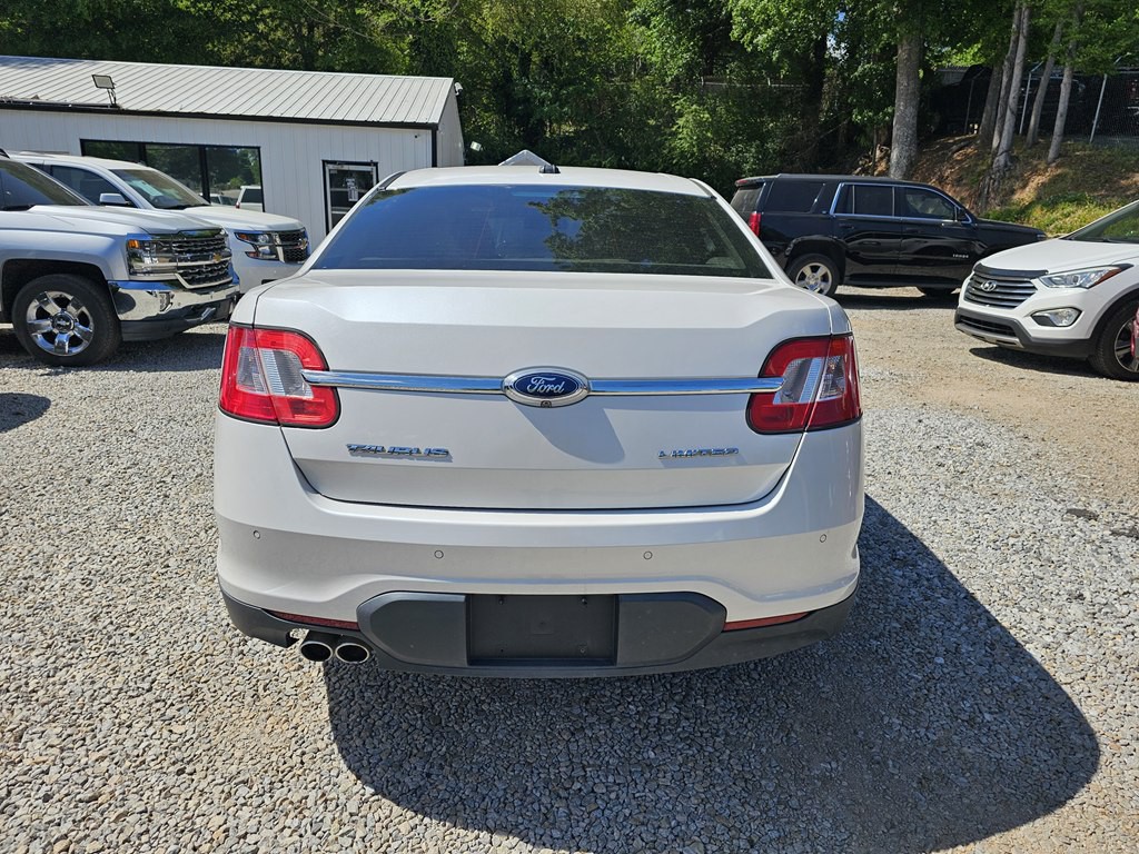 2012 Ford Taurus Image 9