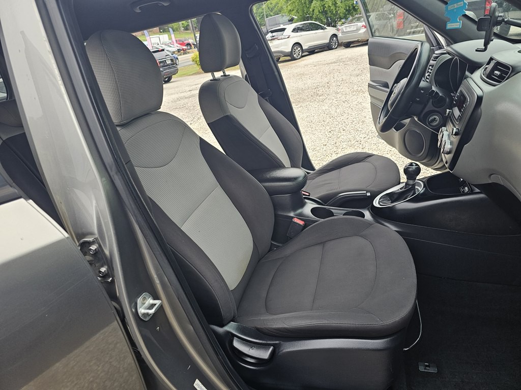 2015 Kia Soul Image 17