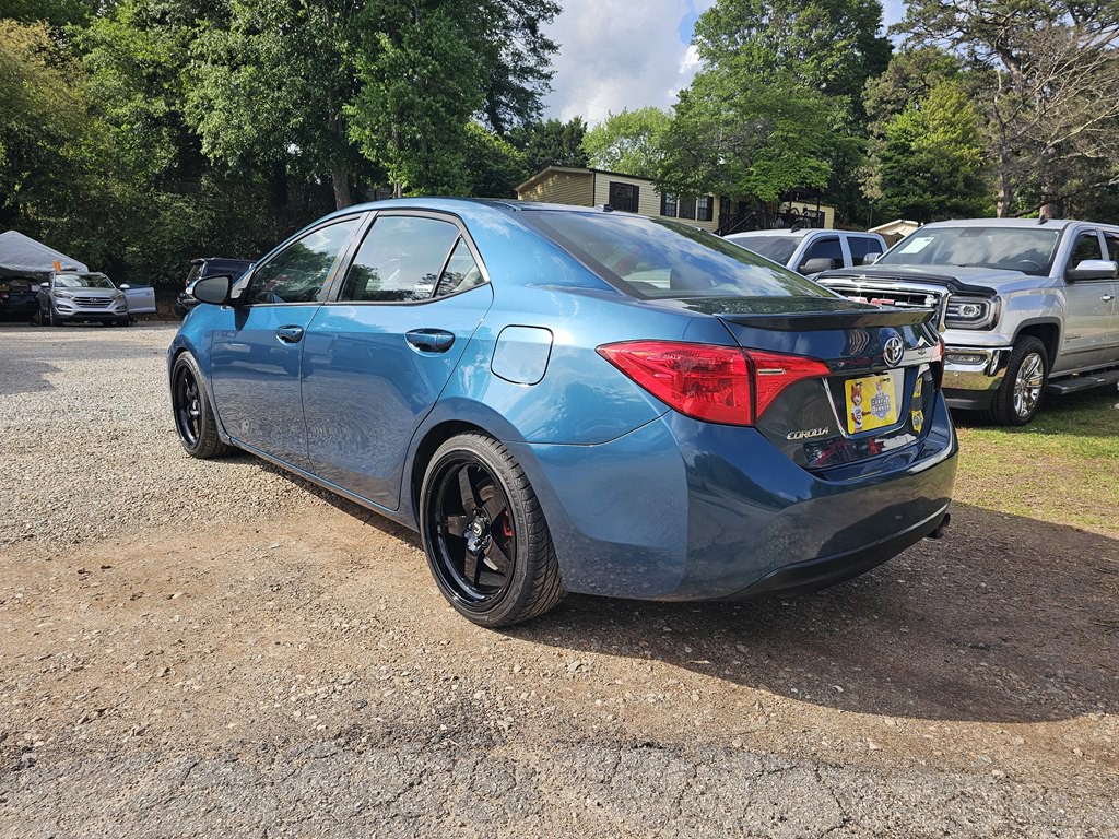 2018 Toyota Corolla Image 3
