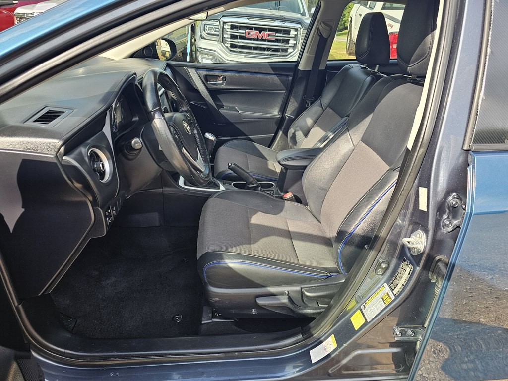 2018 Toyota Corolla Image 11
