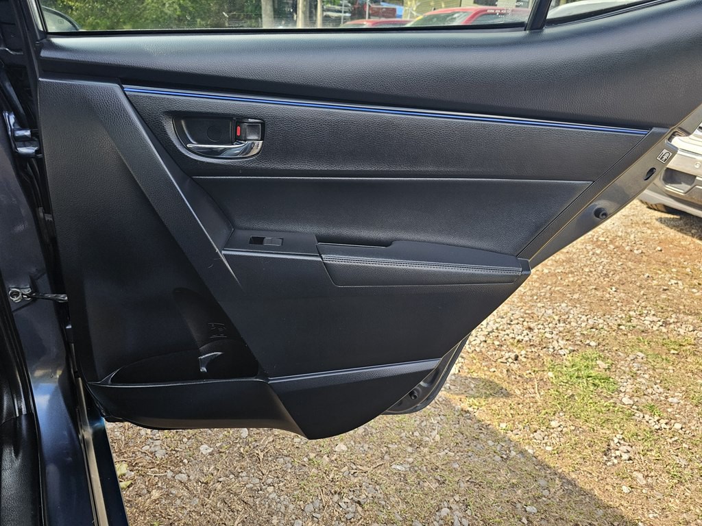 2018 Toyota Corolla Image 16